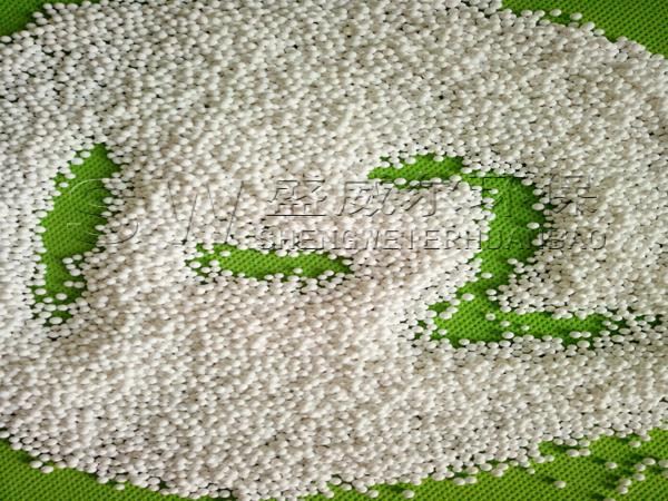 除氟活性氧化鋁的使用方法