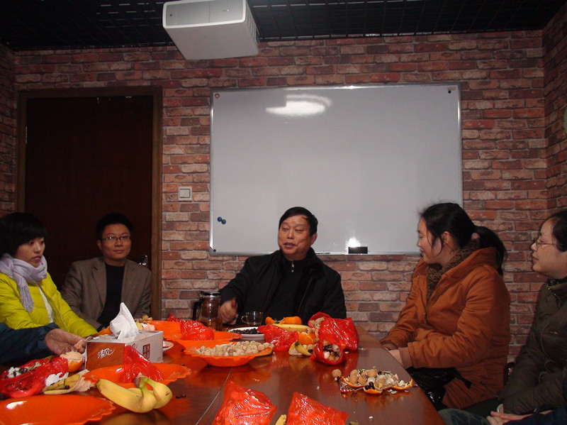 我公司舉行“三.八”國際婦女節(jié)茶話座談會(huì)